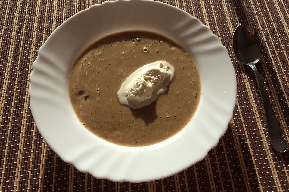 Maronensuppe mit Steinpilzen