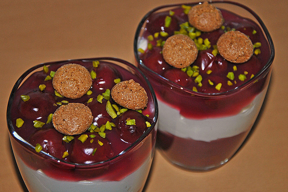 Kirschen - Amaretto - Dessert