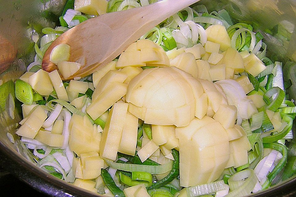 Rosenkohl-Lauch-Suppe