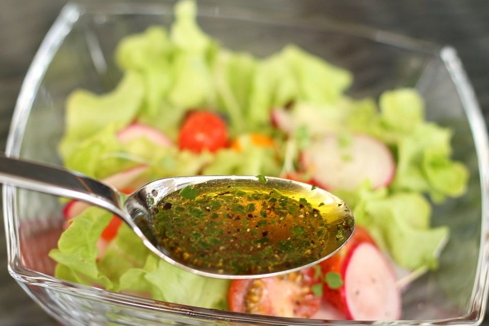 Süßes Dressing für Salat