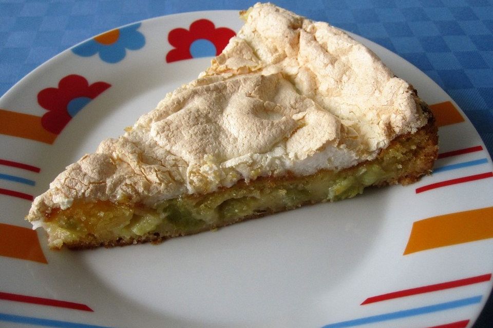 Rhabarberkuchen mit Baiser