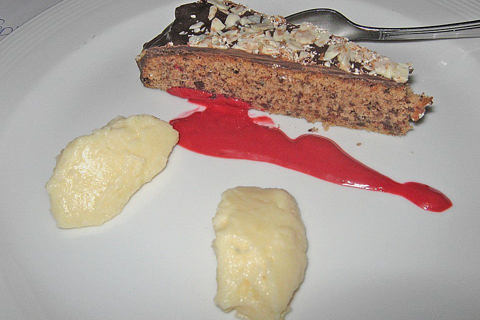 Apfel - Pastinaken  - Mousse