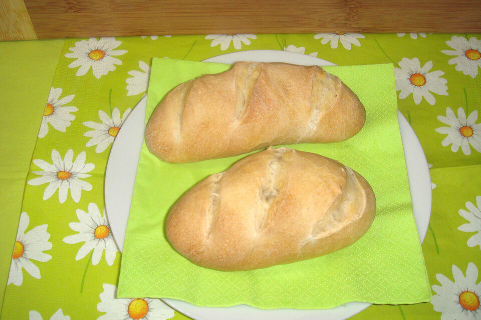 Brötchen mit Milchkefir