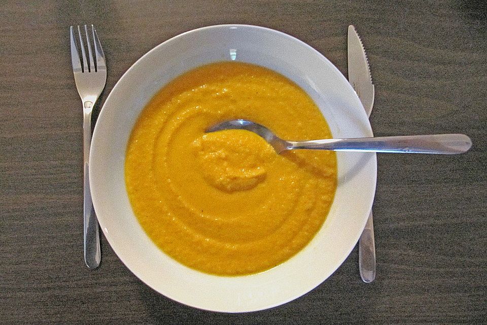 Herbstliche Gemüsesuppe