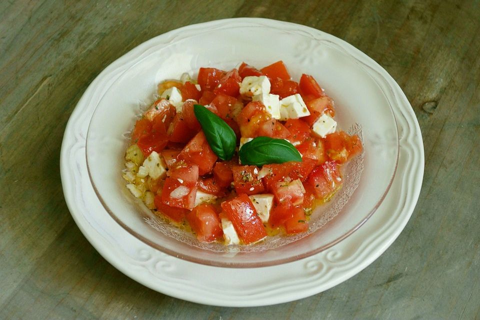 Tomatensalat mit Feta - Käse