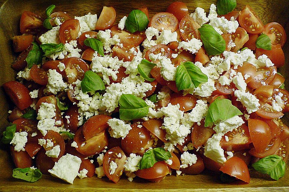 Tomatensalat mit Feta - Käse