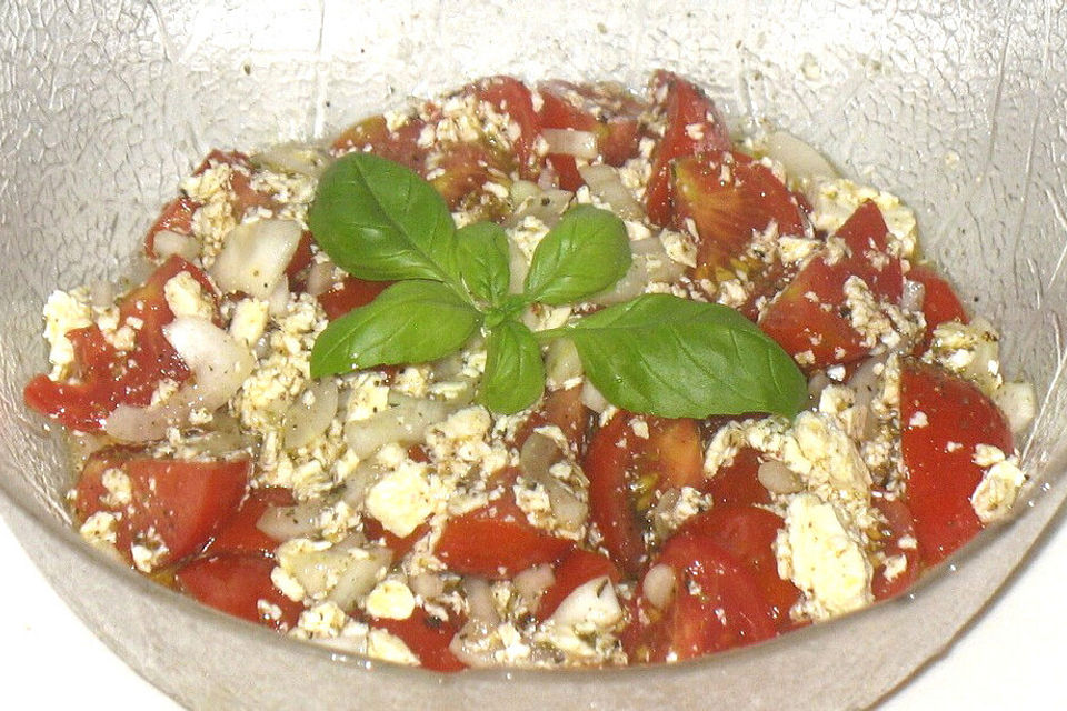 Tomatensalat mit Feta - Käse