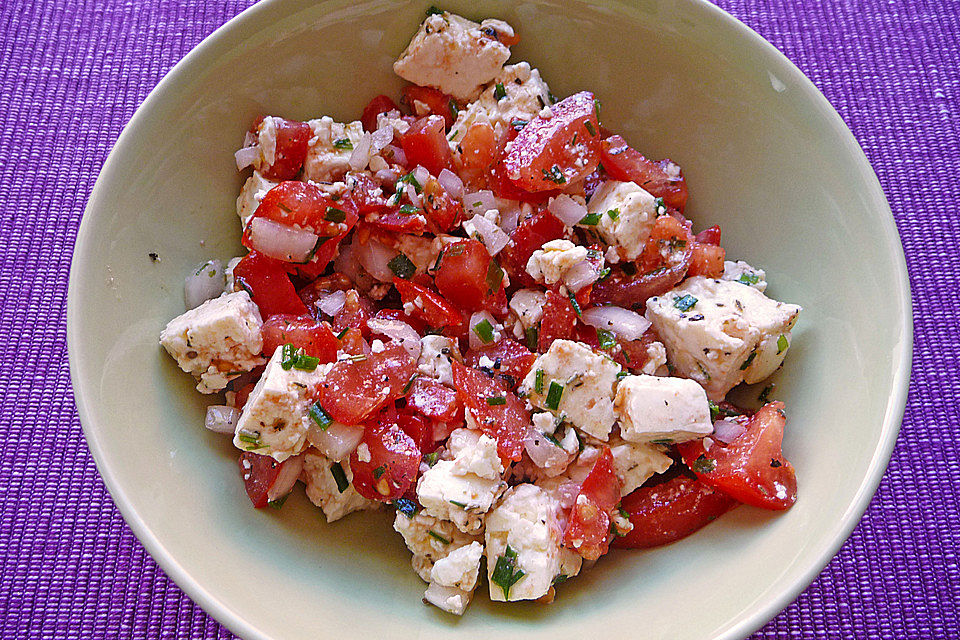 Tomatensalat mit Feta - Käse