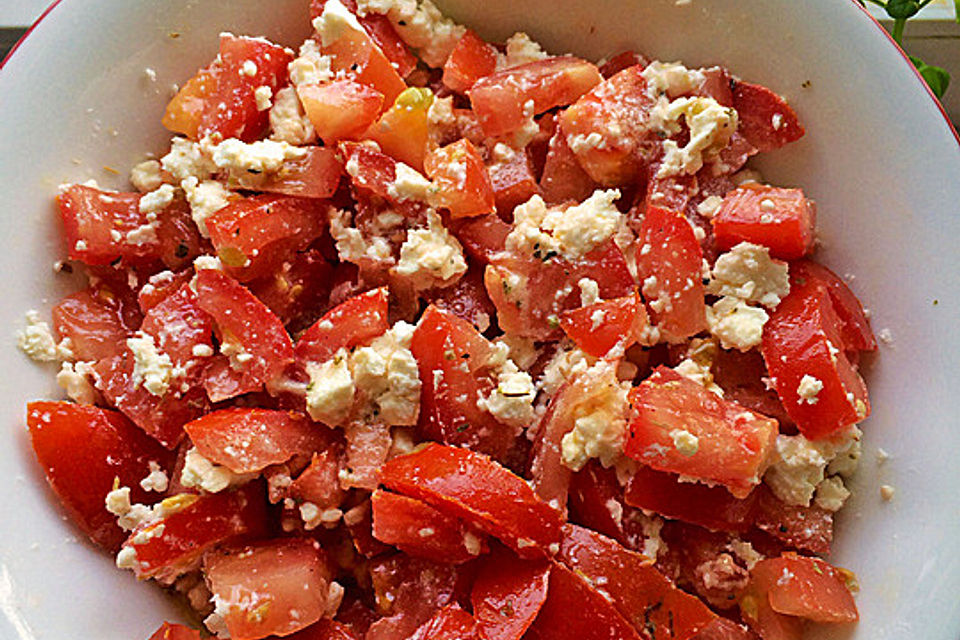 Tomatensalat mit Feta - Käse