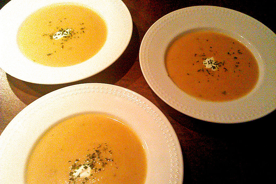 Pastinakensuppe mit Karotten