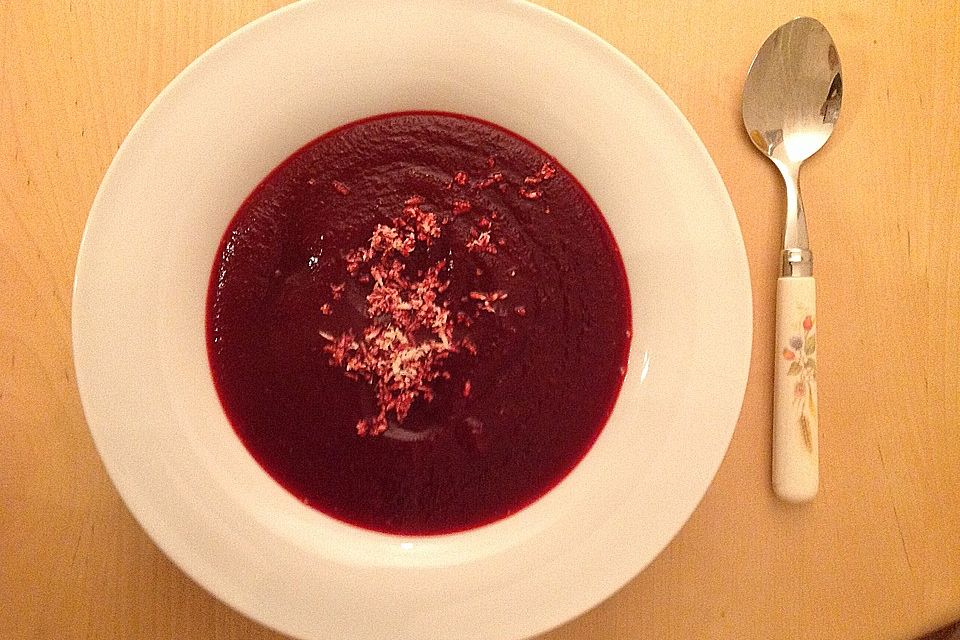 Rote Bete-Suppe