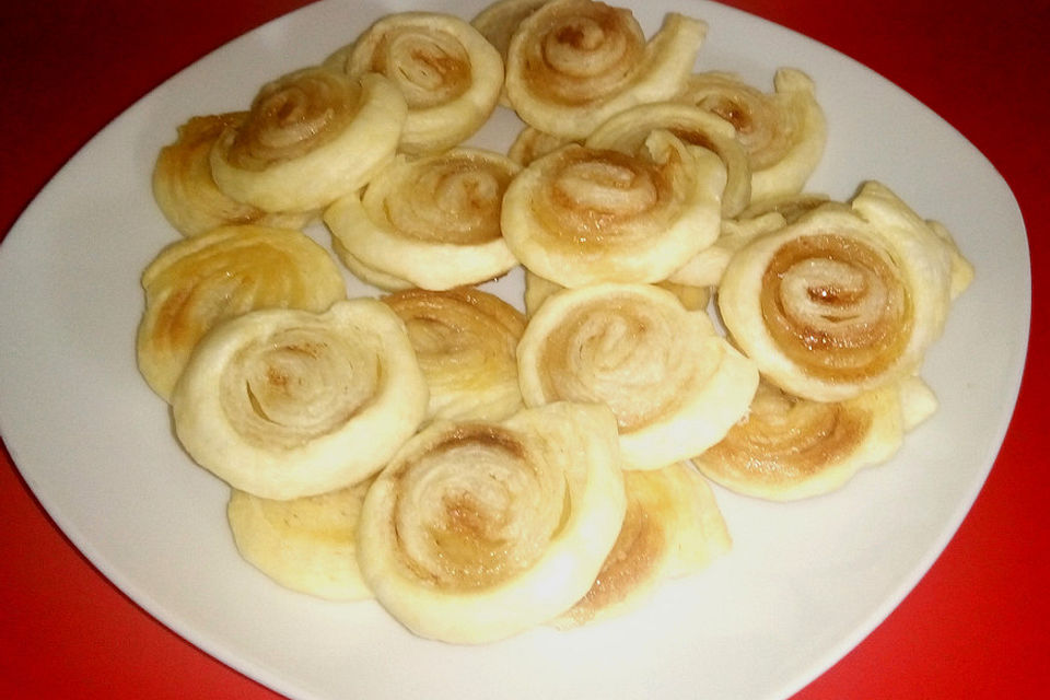 Zimtschnecken aus Blätterteig