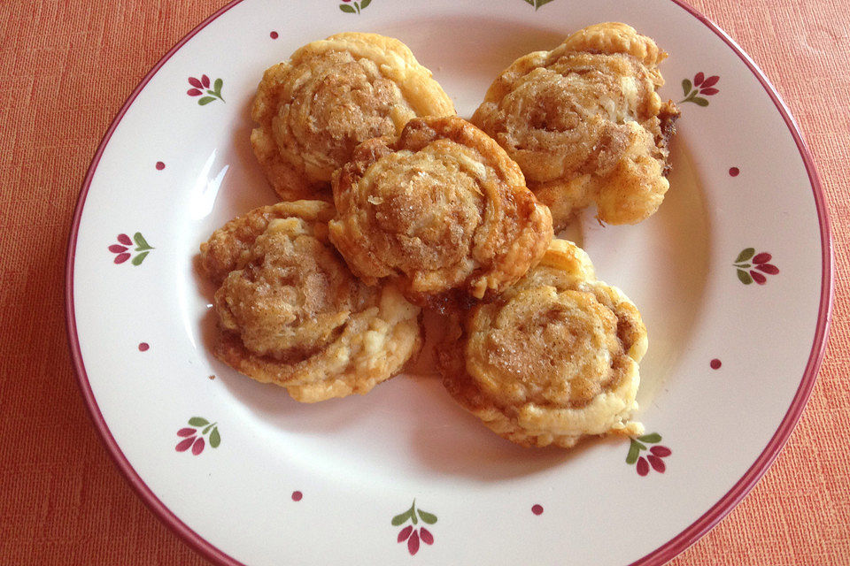 Zimtschnecken aus Blätterteig