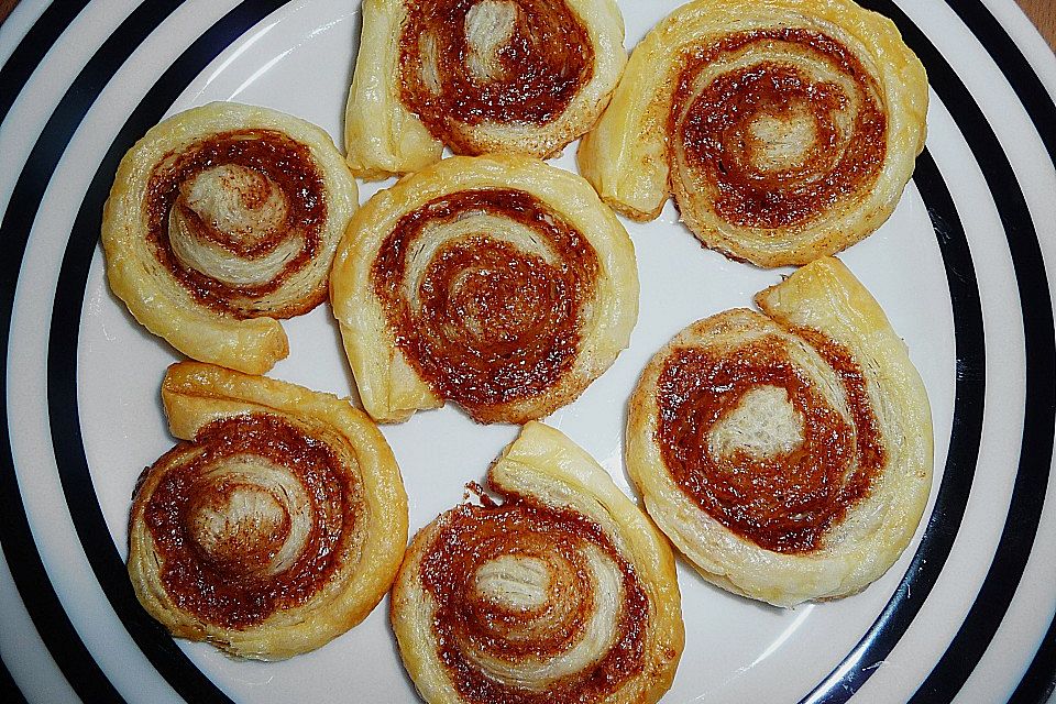 Zimtschnecken aus Blätterteig