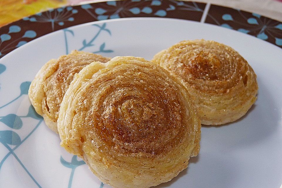 Zimtschnecken aus Blätterteig