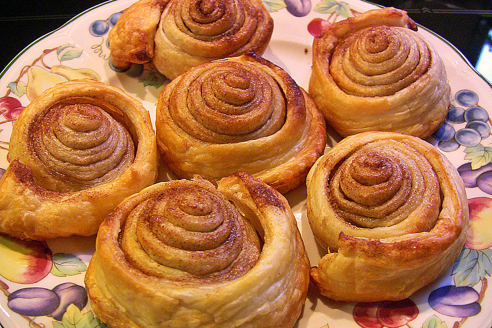 Zimtschnecken aus Blätterteig