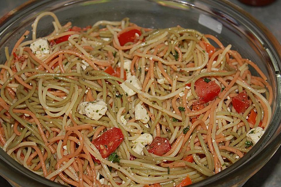 'Püppis' Spaghettisalat