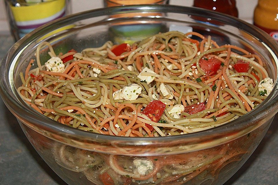 'Püppis' Spaghettisalat