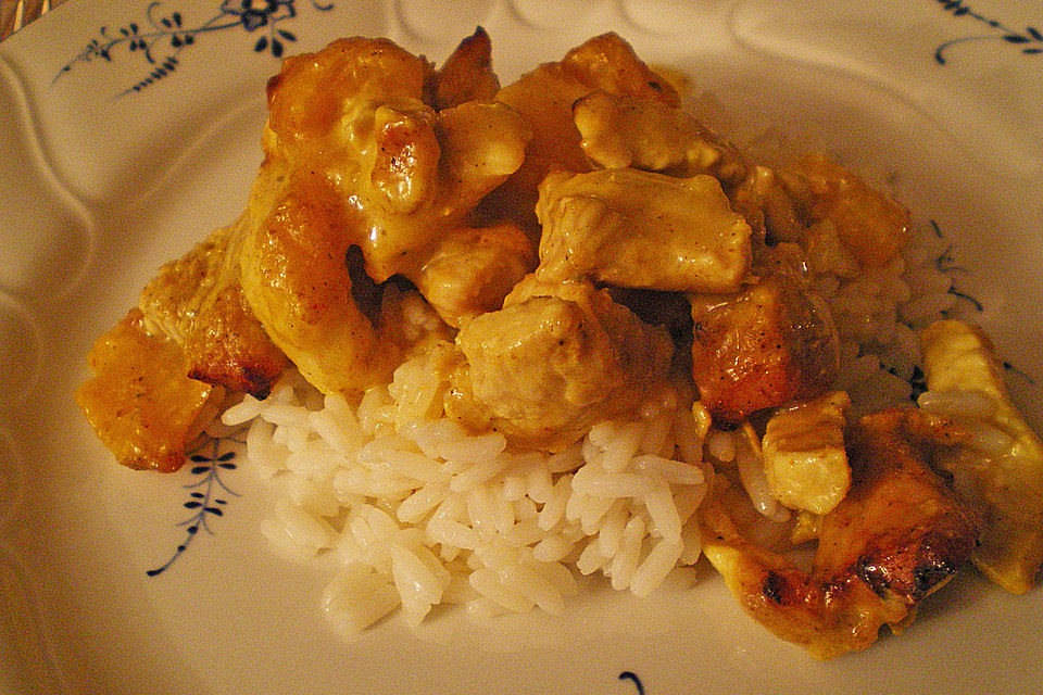 Curryhuhn mit Pfirsichen