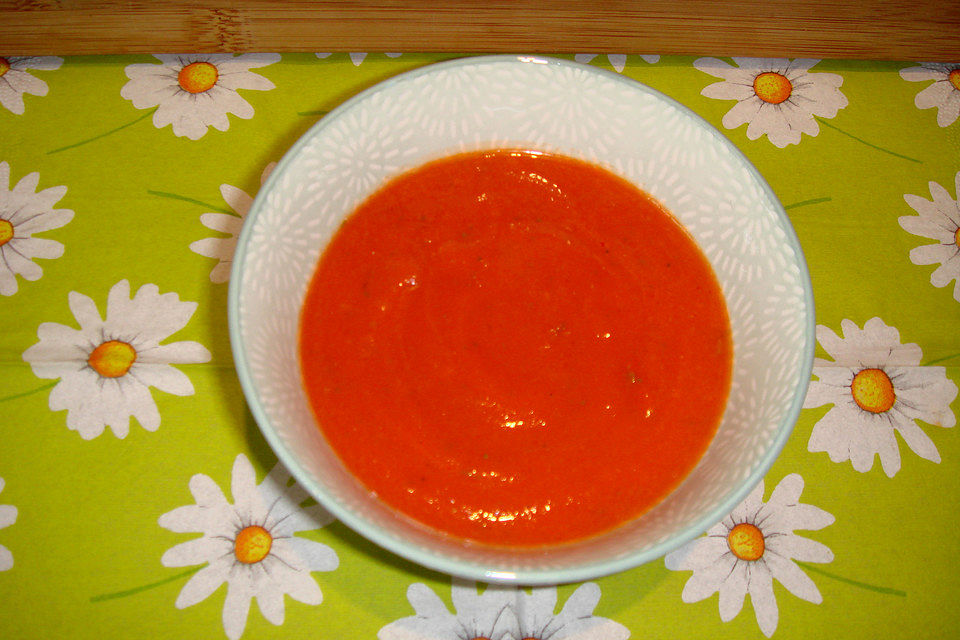 Feine Tomatencremesuppe