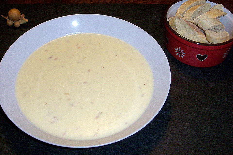 Käsesuppe aus Schwaben