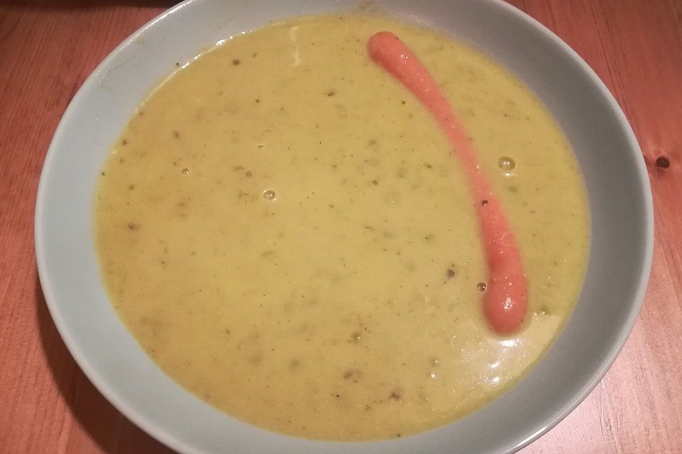 Grüne Erbsensuppe