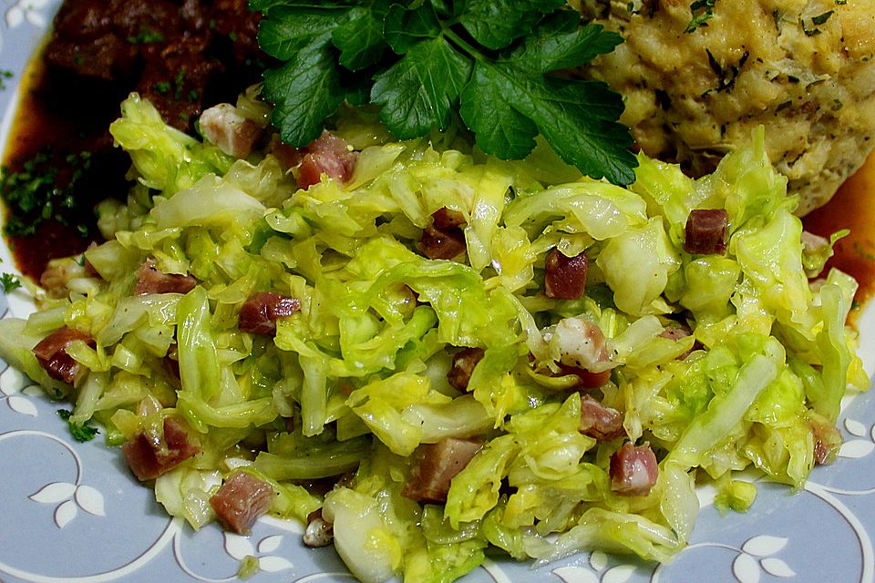 Spitzkohlsalat