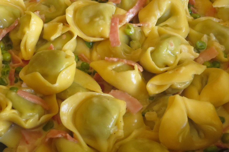 Tortellini alla panna