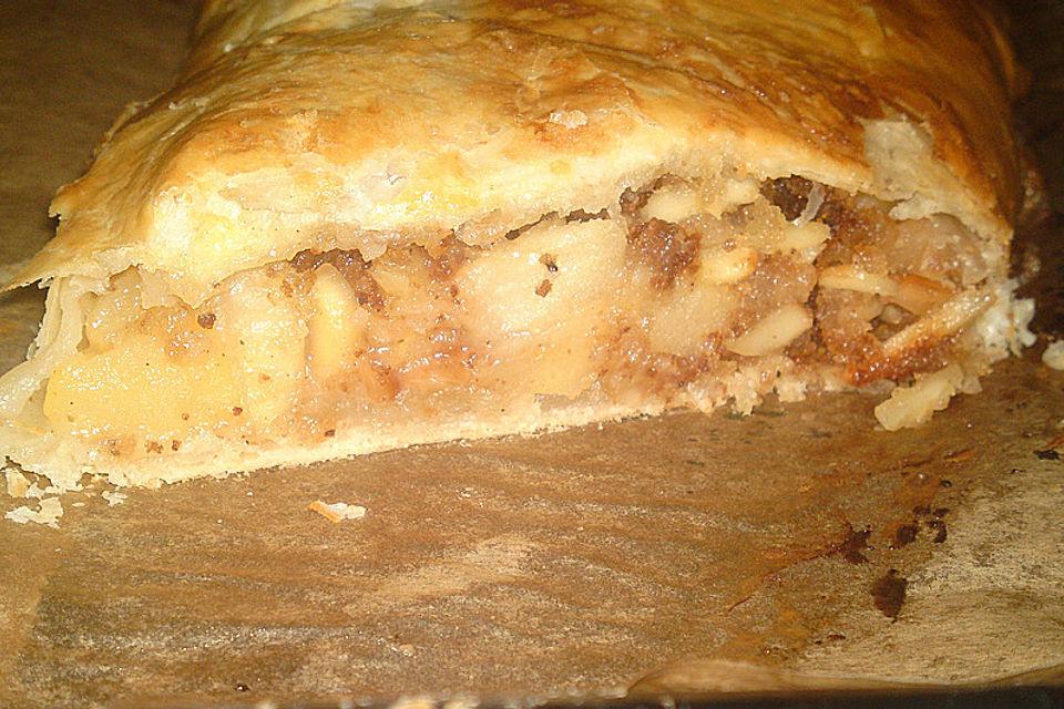 Apfelstrudel