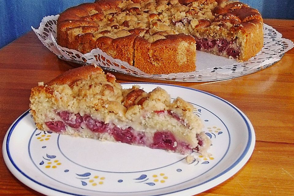 Kirschkuchen mit Butterstreusel