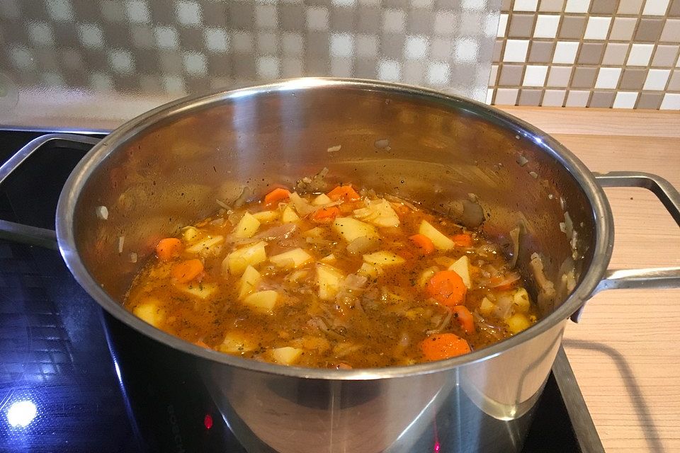 Sauerkrautsuppe vegetarisch