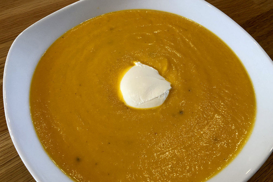 Möhren-Ingwer-Suppe