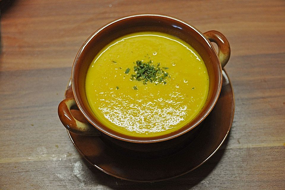 Möhren-Ingwer-Suppe