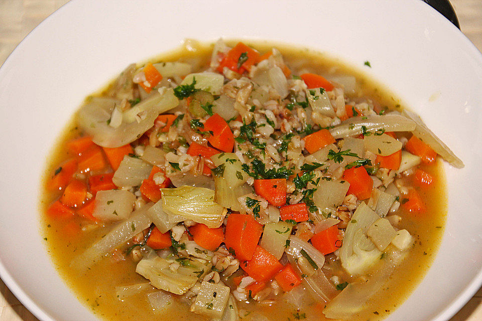 Gemüsesuppe mit Hafer