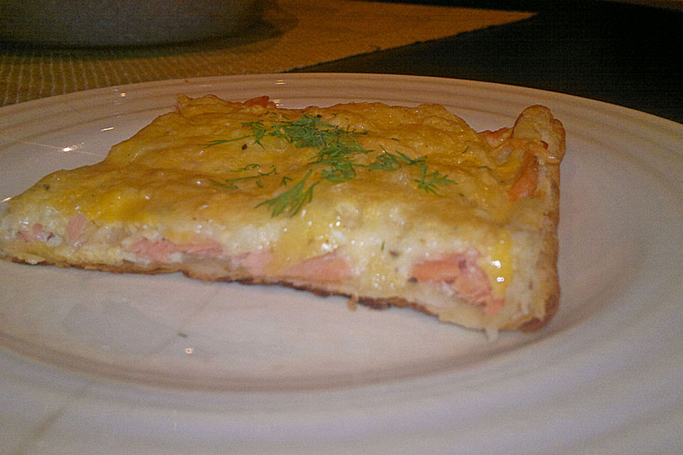 Schwedischer Lachskuchen  'Schwedenpizza'