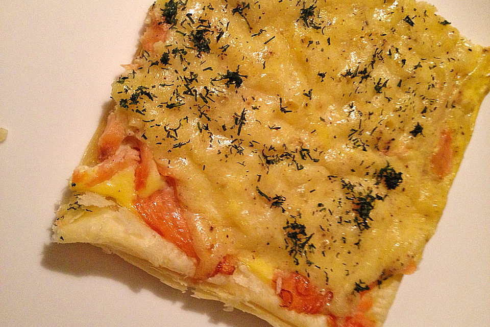 Schwedischer Lachskuchen  'Schwedenpizza'