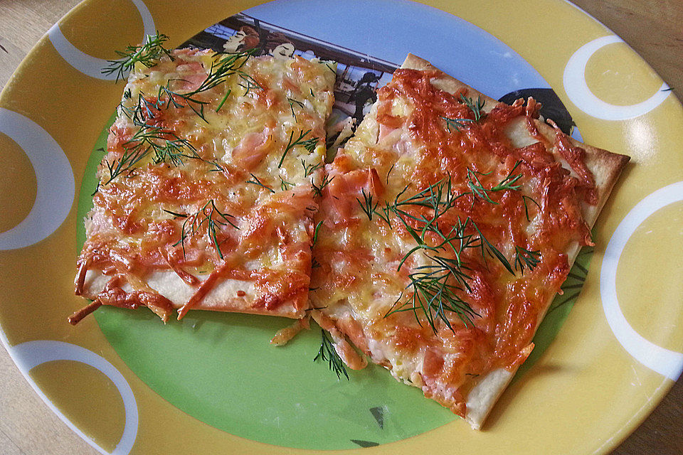 Schwedischer Lachskuchen  'Schwedenpizza'