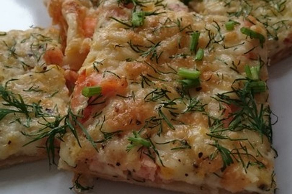 Schwedischer Lachskuchen  'Schwedenpizza'