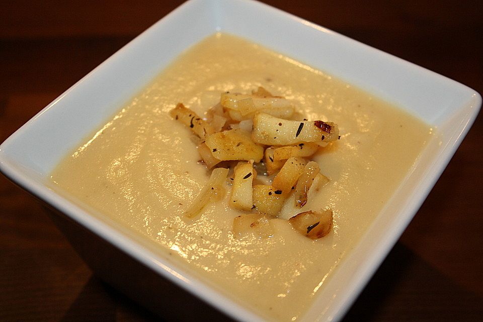 Apfel - Sellerie - Cremesuppe