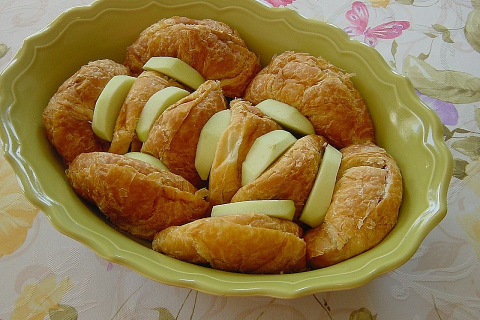 Süßer Croissant - Auflauf