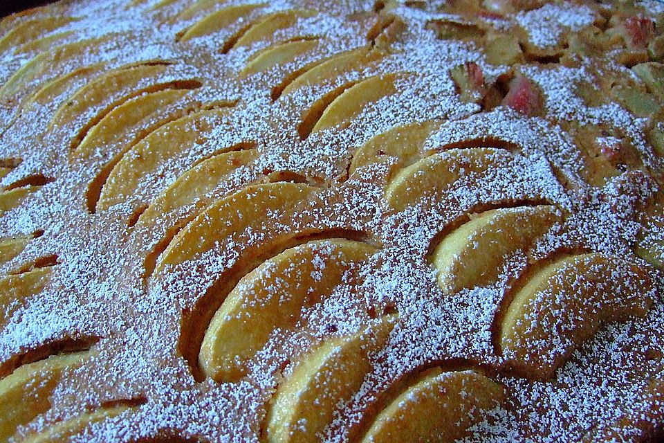 Apfelkuchen mit Sahneguss