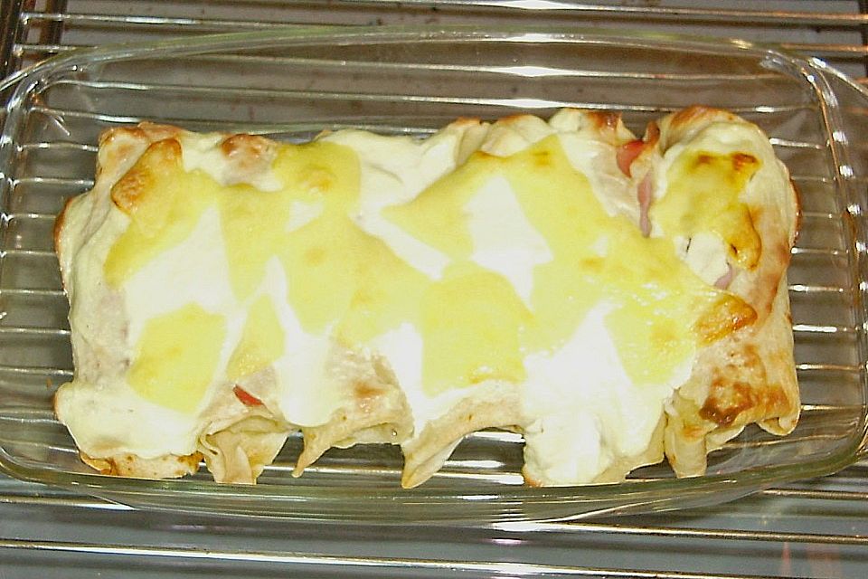 Überbackene Schinken-Käse-Crepes