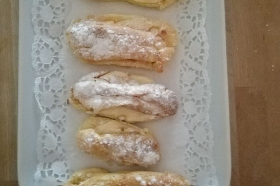 Eclairs au Caramel