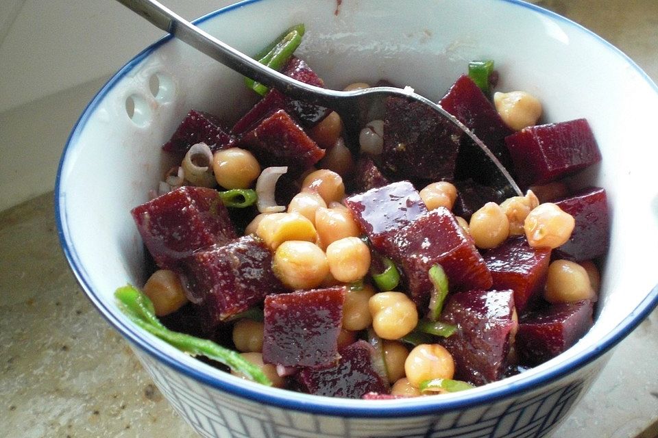 Rote Bete - Kichererbsen - Salat