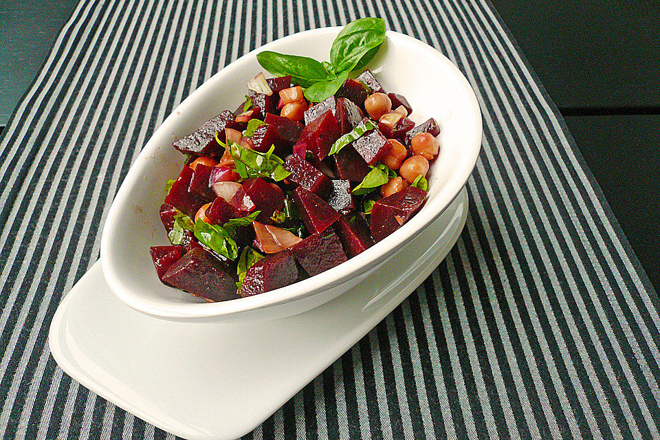 Rote Bete - Kichererbsen - Salat