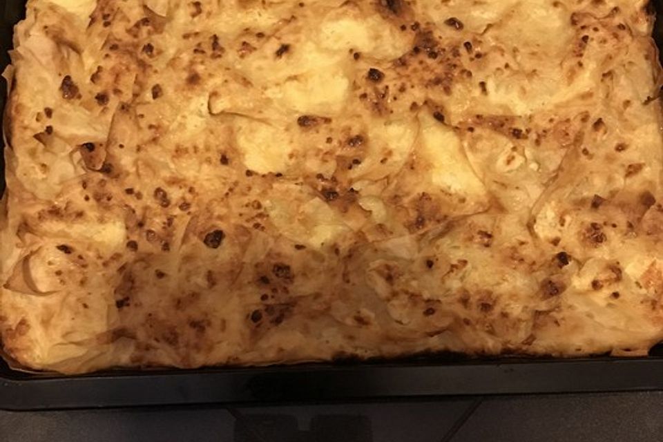 Börek auf dem Backblech