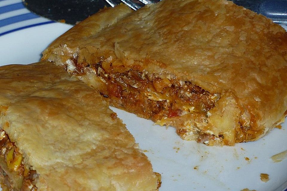 Hackfleisch - Käse - Strudel