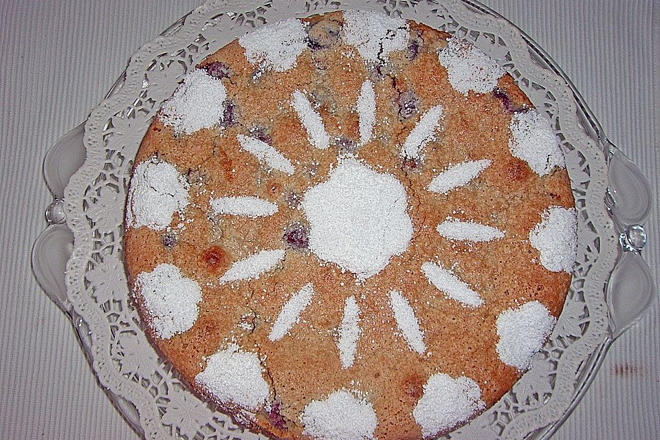 Kirschkuchen mit Mandelbaiser