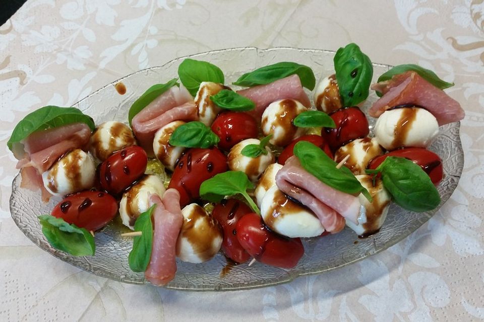 Mozzarella - Tomaten - Spieße