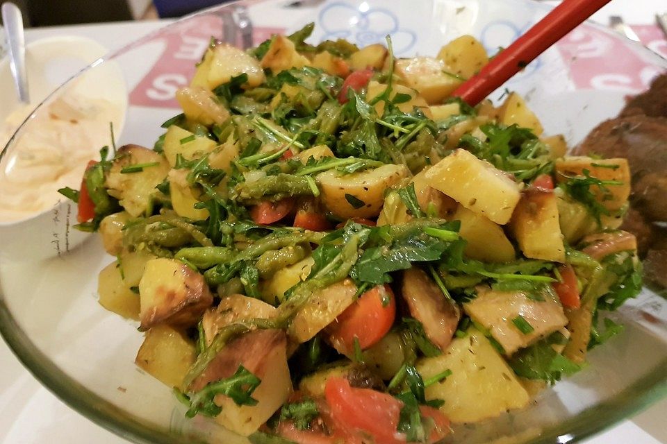 Kartoffelsalat mit grünen Bohnen